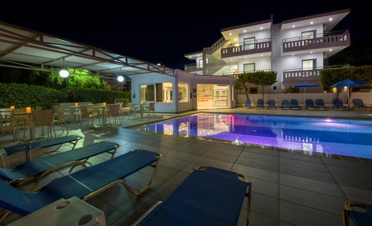 Varouxakis Hotel Platanés Exterior foto